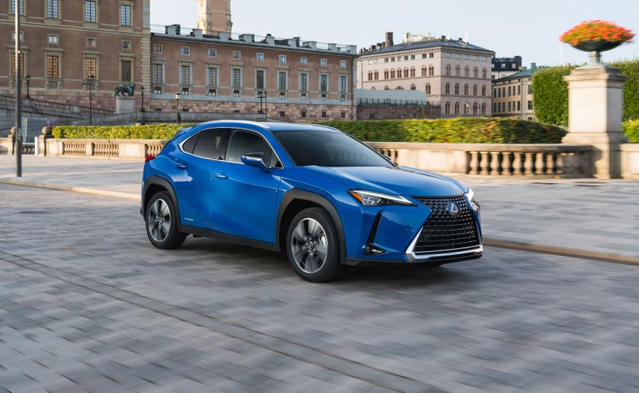  Lexus UX200 2018 года  (NA) (фото 15 из 18)